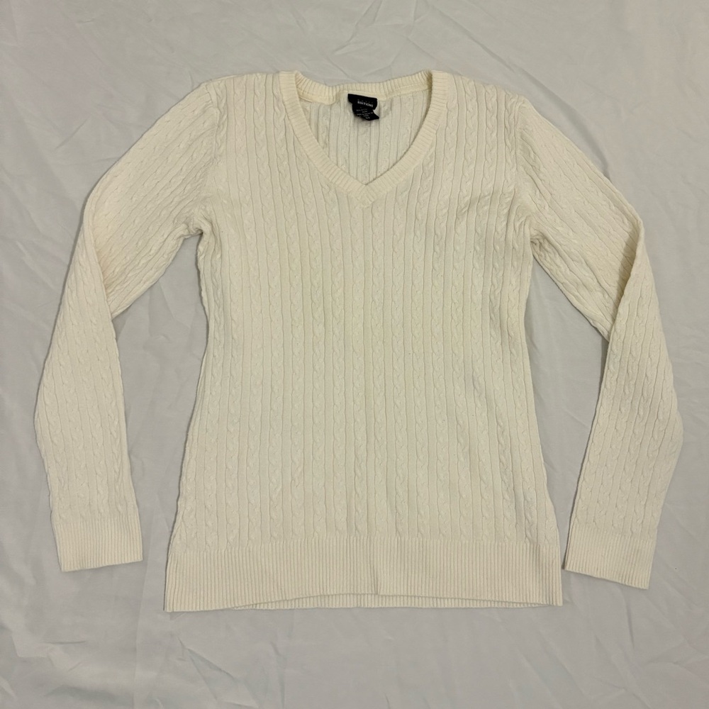 White V Neck Sweater